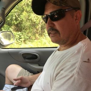 Meet your Posher, Carl